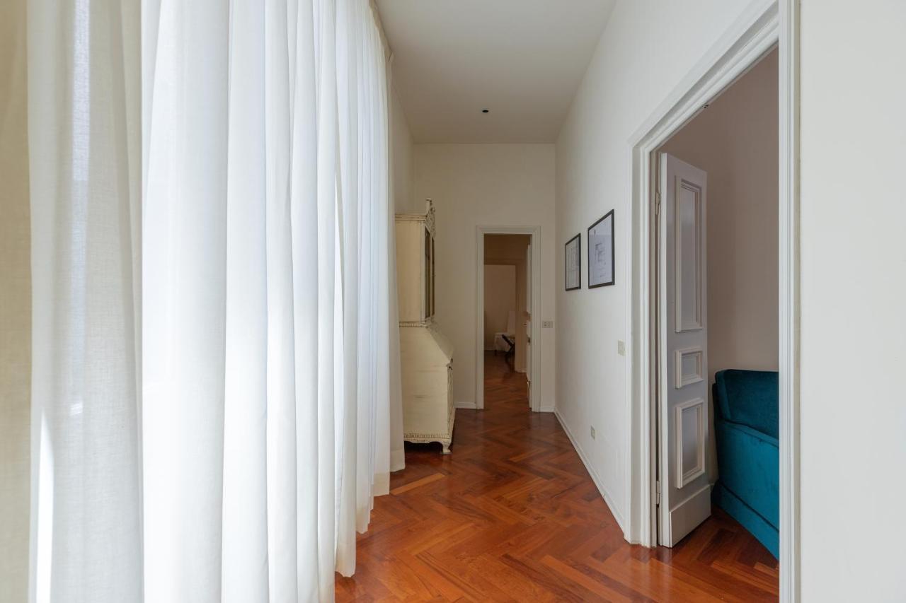 Seta Spacious Apartment Next To The Duomo ฟลอเรนซ์ ภายนอก รูปภาพ